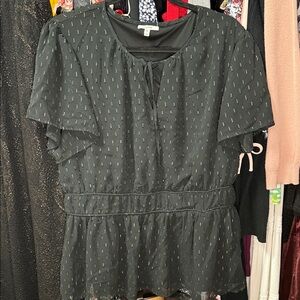 Maurice’s SZ 2XL Elegant Black Blouse with Subtle Gold Accents
